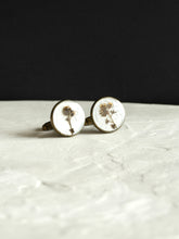Load image into Gallery viewer, [RARE] Himalayan Forget-me-not Stem Cufflinks
