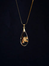 Load image into Gallery viewer, [RARE] Harlequin Glorybower Flower Pendant -11
