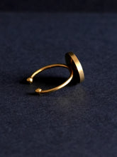 Load image into Gallery viewer, Galium Leaves Ring
