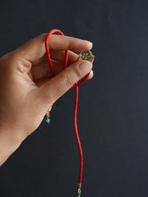 Load image into Gallery viewer, [RARE] Wild Himalayan Forget-me-not Rakhi (Red)
