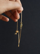 Load image into Gallery viewer, [RARE] Wild Himalayan Forget-Me-Not Flower Bracelet
