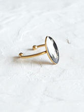 Load image into Gallery viewer, Coriander Blossom Ring -5
