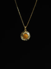 Load image into Gallery viewer, Himalayan Daisy Pendant -1
