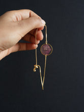 Load image into Gallery viewer, Bougainvillea Petal Bracelet
