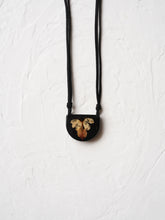 Load image into Gallery viewer, [RARE] Harlequin Glorybower Flower Pendant -1
