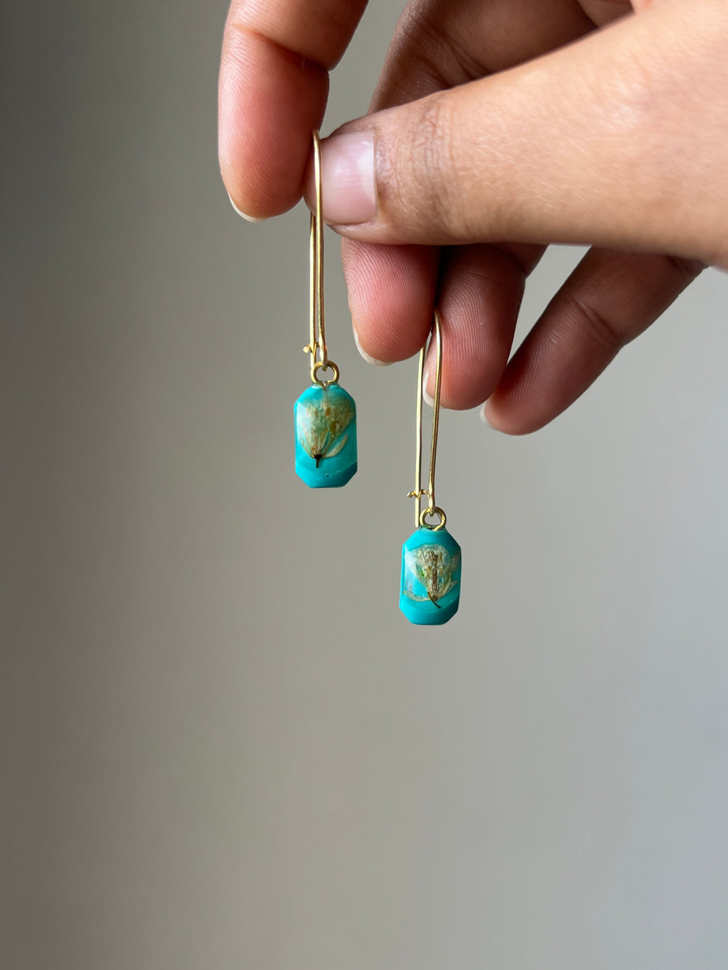 Sarso / Mustard Flower Kidney Hoop Earrings (Turquoise) -3