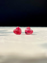 Load image into Gallery viewer, Bougainvillea Flower Stud Earrings -3
