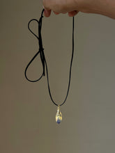 Load image into Gallery viewer, Aparajita / Blue Pea Flower Suede Cord Pendant
