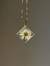 Load image into Gallery viewer, Himalayan Daisy Pendant -1
