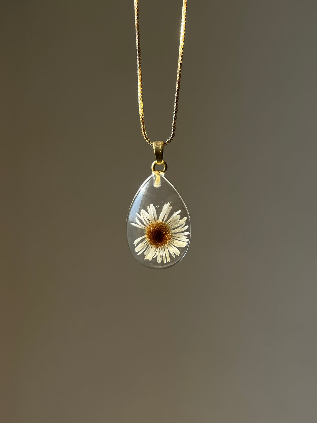 Himalayan Daisy Pendant -2