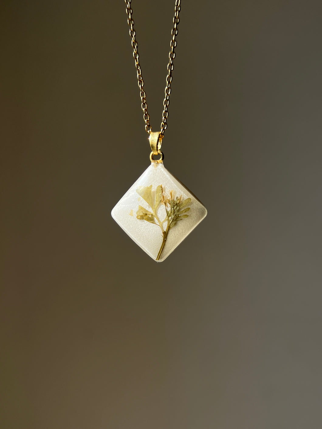 Wild Grass Flower Pendant -1