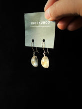 Load image into Gallery viewer, 925 Baby Dandelion Earrings -1
