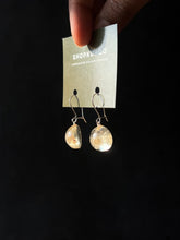 Load image into Gallery viewer, 925 Baby Dandelion Earrings -4
