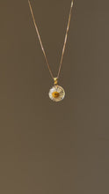 Load and play video in Gallery viewer, Himalayan Daisy Pendant -4
